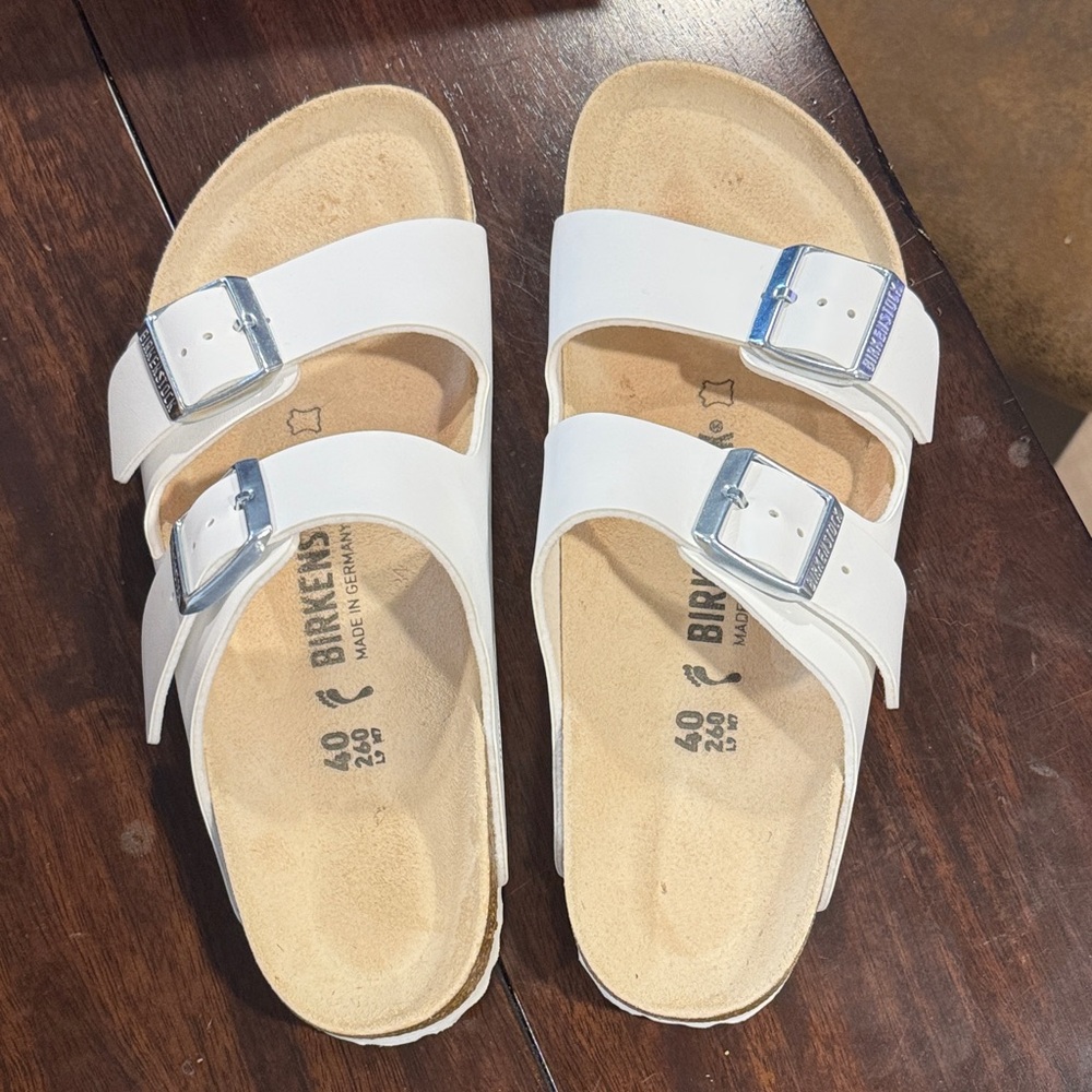 Birkenstock Arizona White Dual-Strap Sandals - Picture 3 of 5